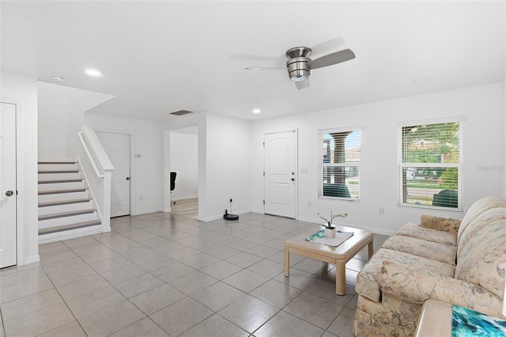 待售: $535,000 (4 贝兹, 2 浴室, 3553 平方英尺)