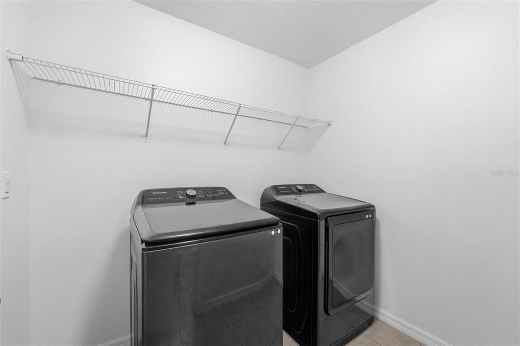 待售: $535,000 (4 贝兹, 2 浴室, 3553 平方英尺)