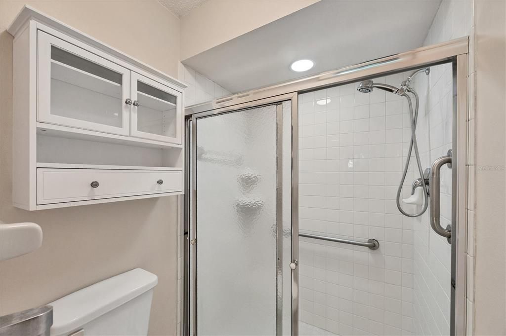 На продажу: $399,000 (3 спален, 2 ванн, 1911 Квадратных фут)