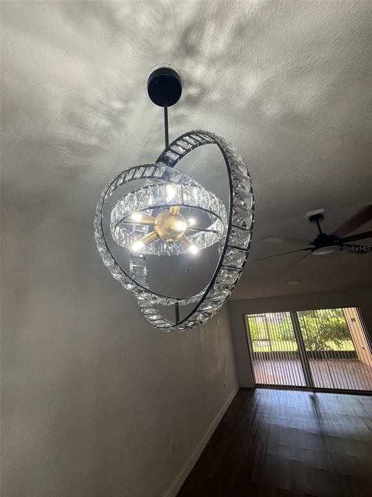 For Sale: $245,000 (3 beds, 2 baths, 1247 Square Feet)