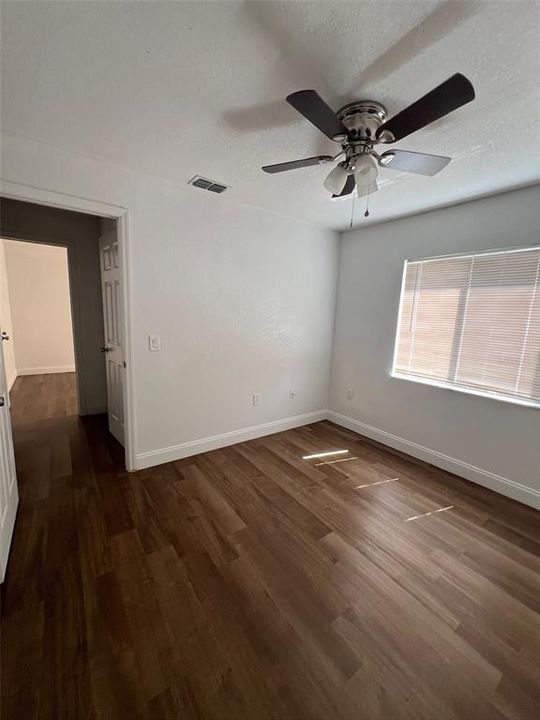 For Sale: $245,000 (3 beds, 2 baths, 1247 Square Feet)