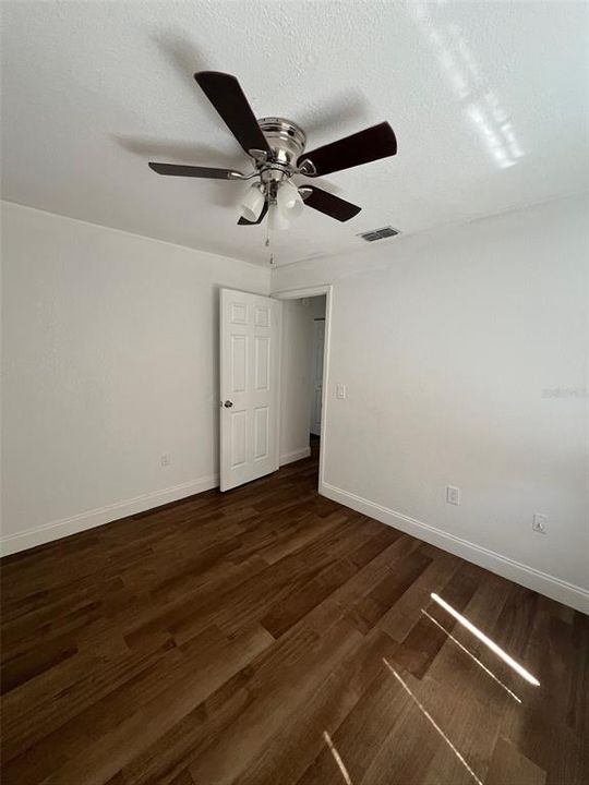 For Sale: $245,000 (3 beds, 2 baths, 1247 Square Feet)