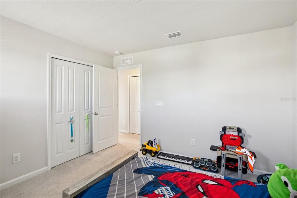 待售: $525,000 (5 贝兹, 3 浴室, 2906 平方英尺)