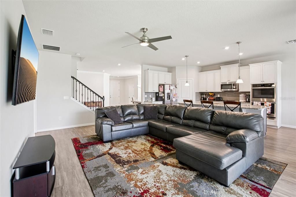 待售: $525,000 (5 贝兹, 3 浴室, 2906 平方英尺)