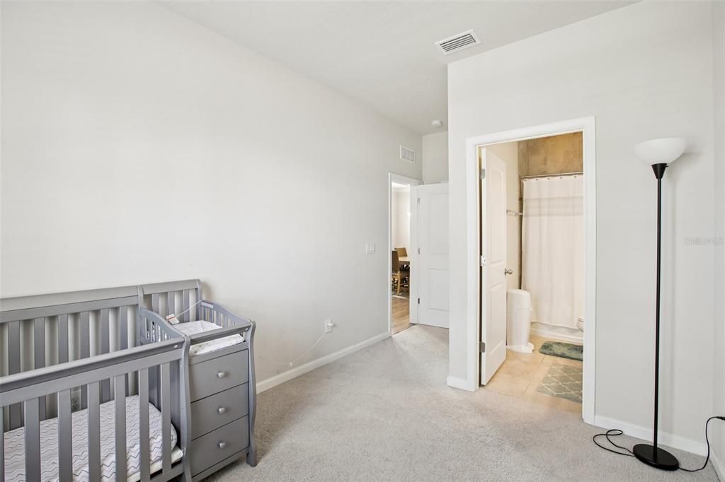 待售: $525,000 (5 贝兹, 3 浴室, 2906 平方英尺)