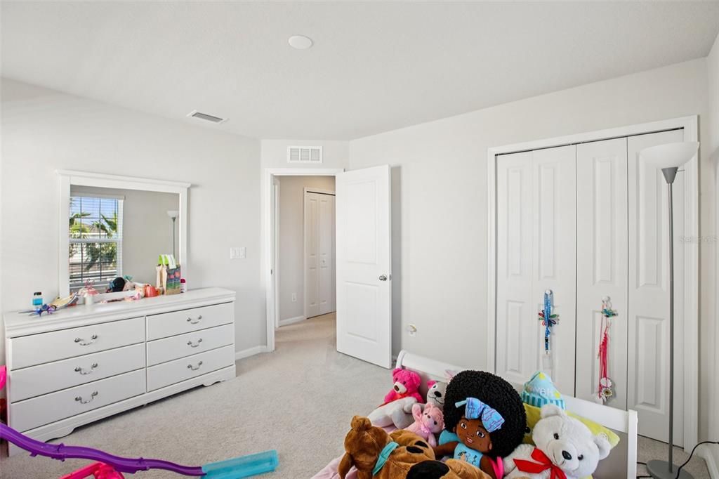 待售: $525,000 (5 贝兹, 3 浴室, 2906 平方英尺)