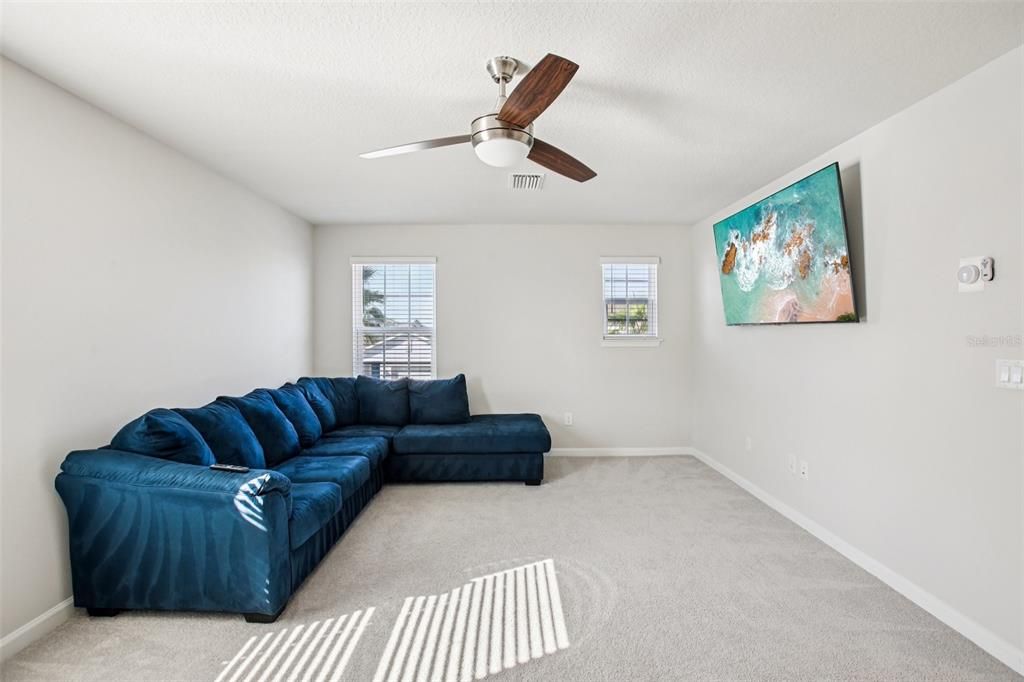 待售: $525,000 (5 贝兹, 3 浴室, 2906 平方英尺)