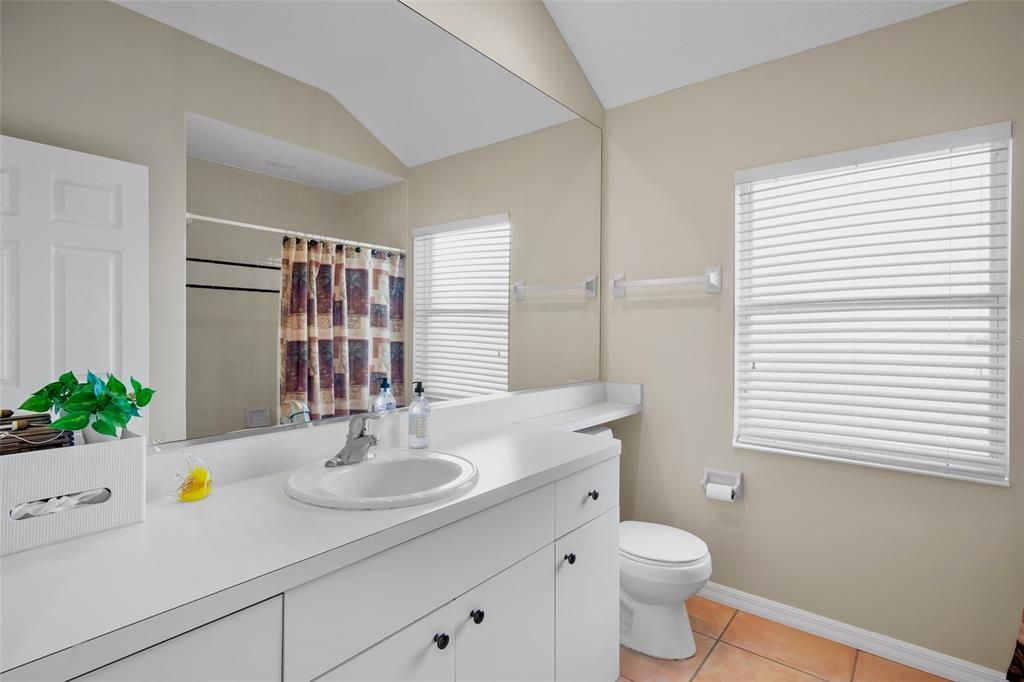 待售: $679,000 (4 贝兹, 3 浴室, 2491 平方英尺)