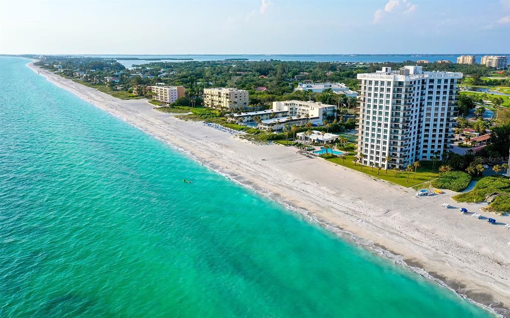 For Sale: $1,595,000 (2 beds, 2 baths, 1491 Square Feet)