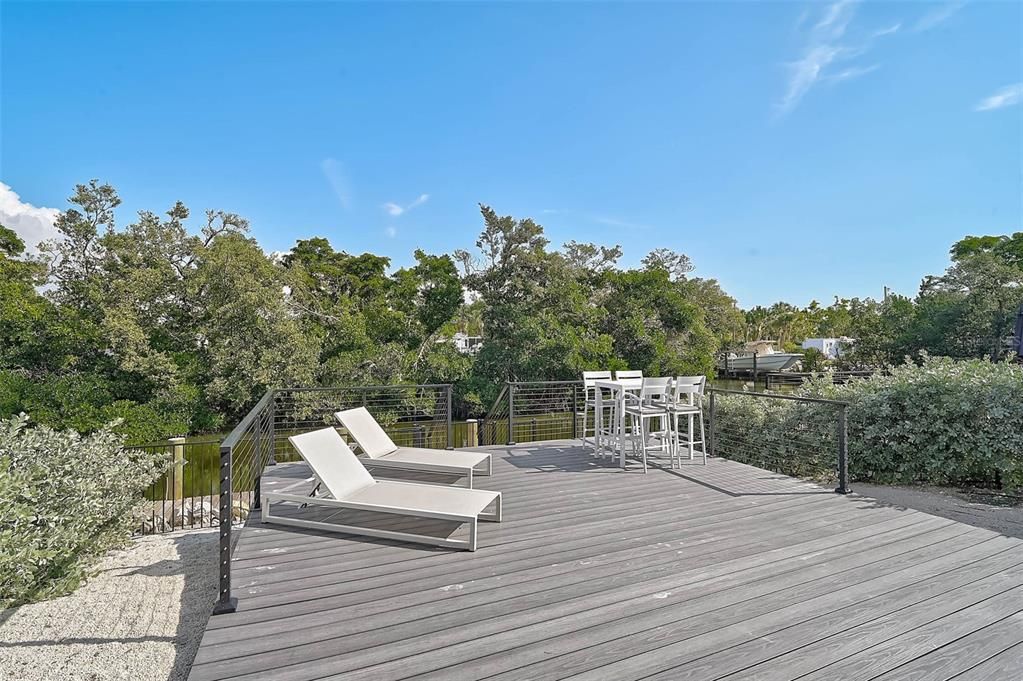 For Sale: $1,700,000 (3 beds, 2 baths, 1678 Square Feet)