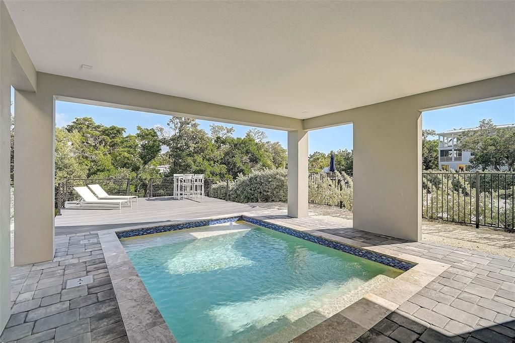 For Sale: $1,700,000 (3 beds, 2 baths, 1678 Square Feet)