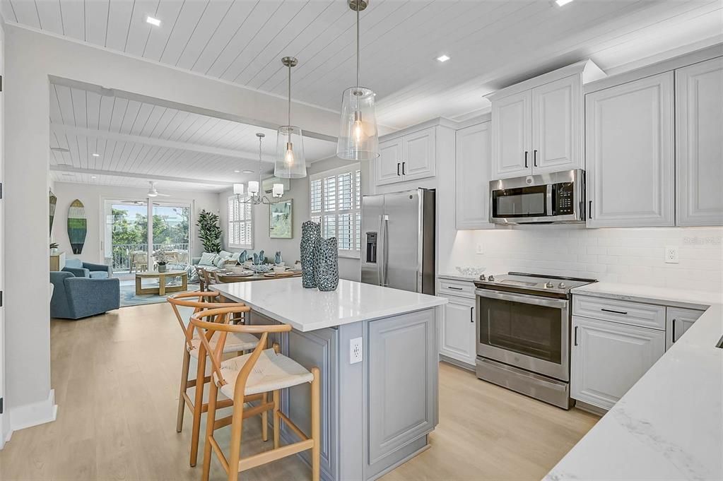 For Sale: $1,700,000 (3 beds, 2 baths, 1678 Square Feet)