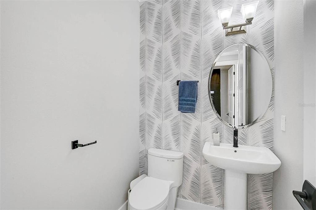 For Sale: $1,700,000 (3 beds, 2 baths, 1678 Square Feet)