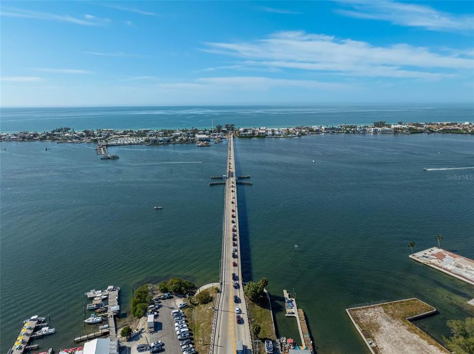 For Sale: $1,700,000 (3 beds, 2 baths, 1678 Square Feet)