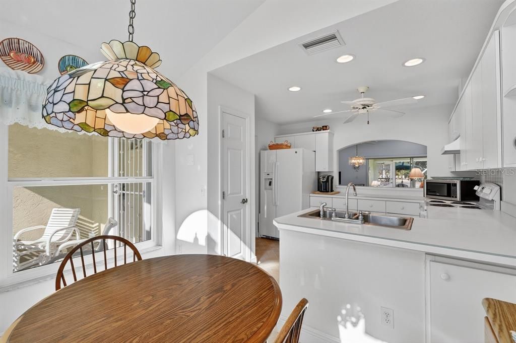 En Venta: $349,000 (3 camas, 2 baños, 1708 Pies cuadrados)