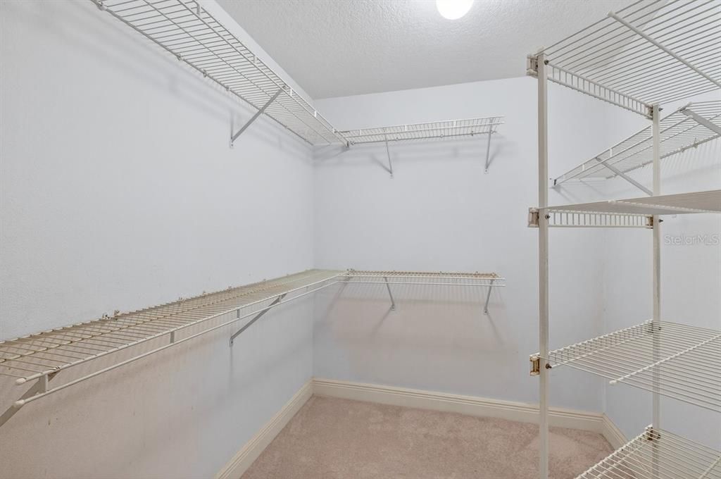 En Venta: $349,000 (3 camas, 2 baños, 1708 Pies cuadrados)