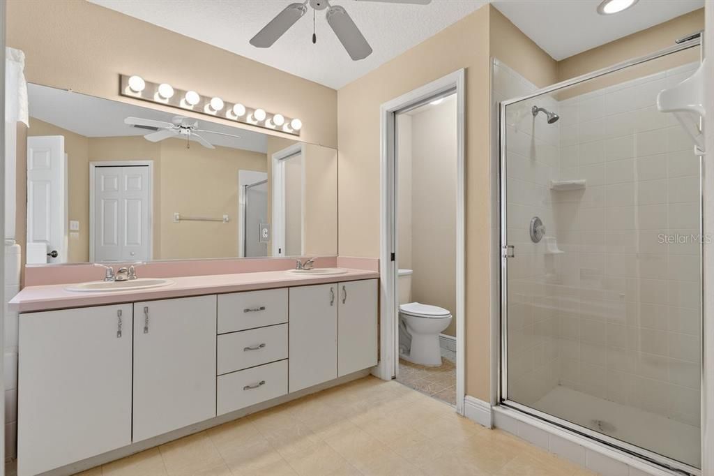 En Venta: $349,000 (3 camas, 2 baños, 1708 Pies cuadrados)