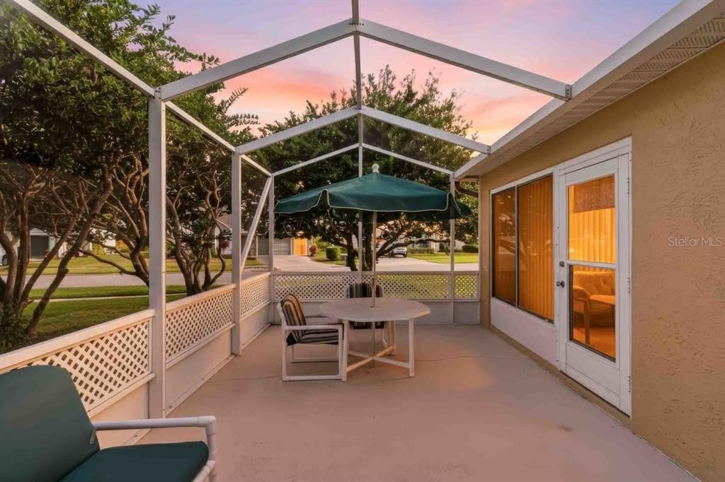 En Venta: $349,000 (3 camas, 2 baños, 1708 Pies cuadrados)