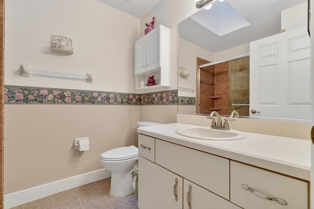 En Venta: $349,000 (3 camas, 2 baños, 1708 Pies cuadrados)