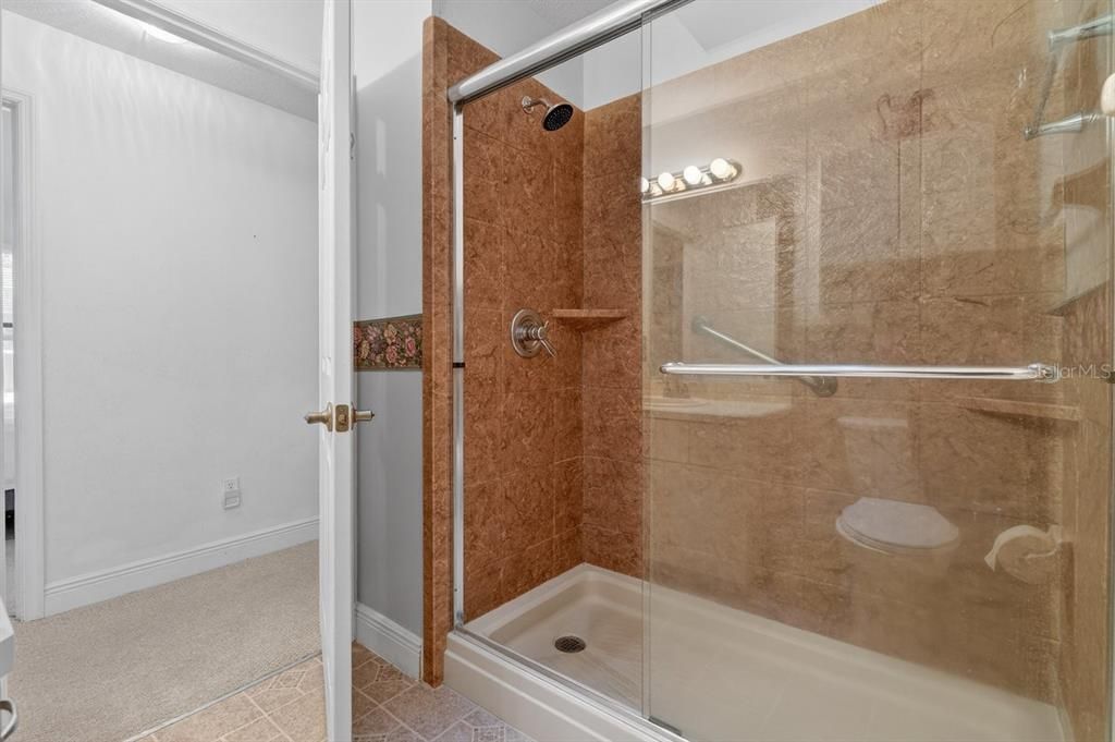 En Venta: $349,000 (3 camas, 2 baños, 1708 Pies cuadrados)