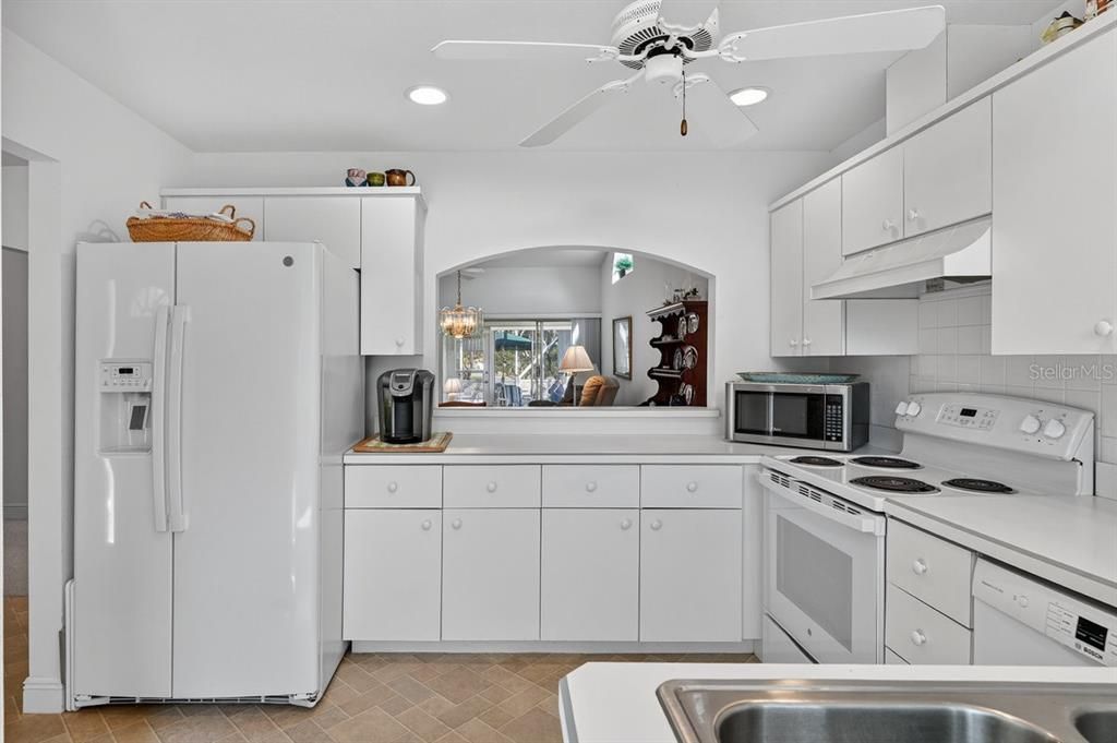 En Venta: $349,000 (3 camas, 2 baños, 1708 Pies cuadrados)