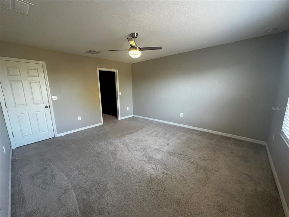 For Rent: $2,100 (3 beds, 2 baths, 1576 Square Feet)