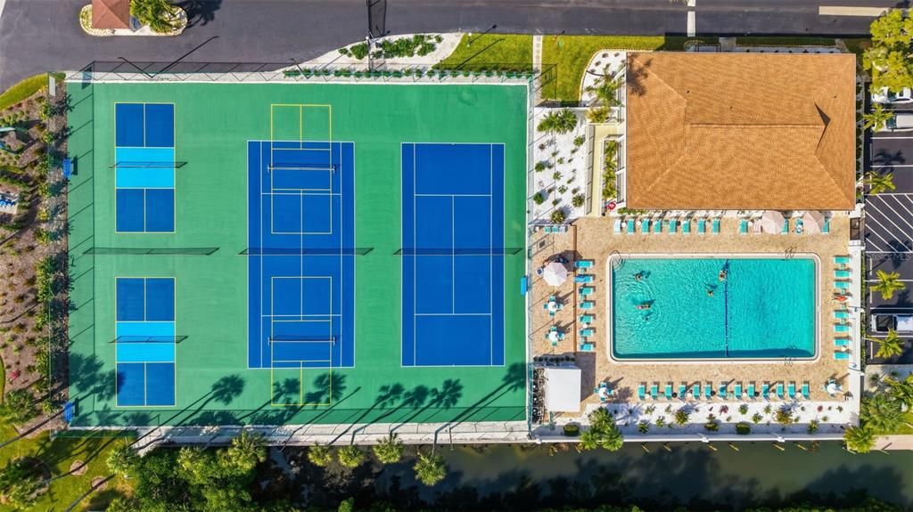 待售: $600,000 (2 贝兹, 2 浴室, 1290 平方英尺)