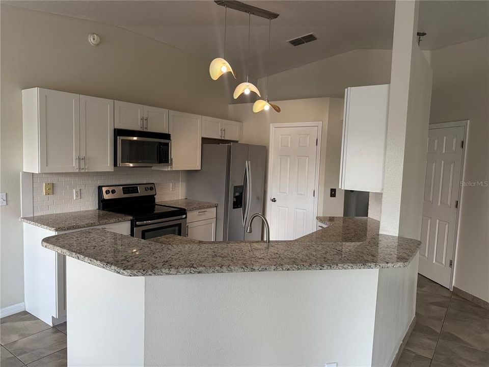 出租: $1,850 (3 贝兹, 2 浴室, 1344 平方英尺)