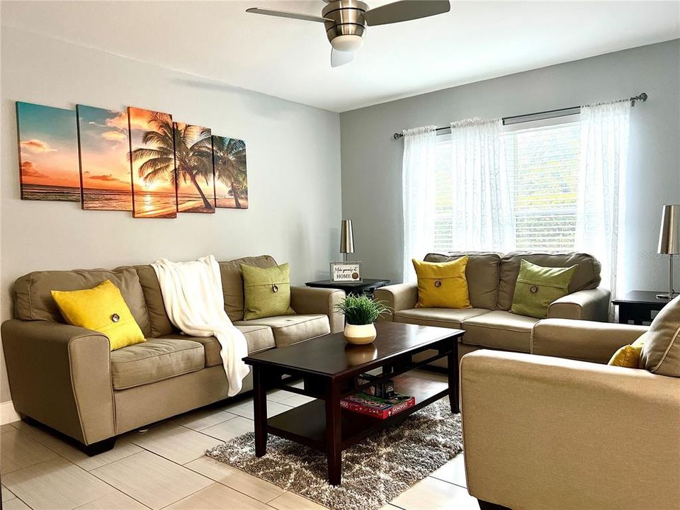 For Sale: $299,999 (3 beds, 2 baths, 1670 Square Feet)