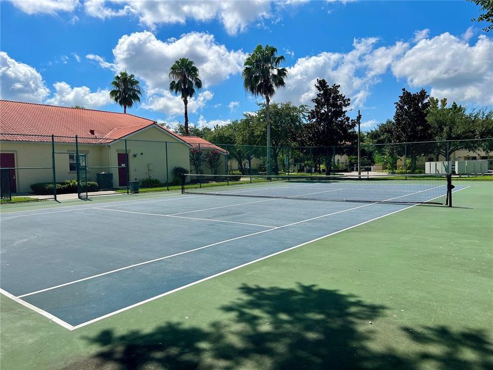 For Sale: $299,999 (3 beds, 2 baths, 1670 Square Feet)