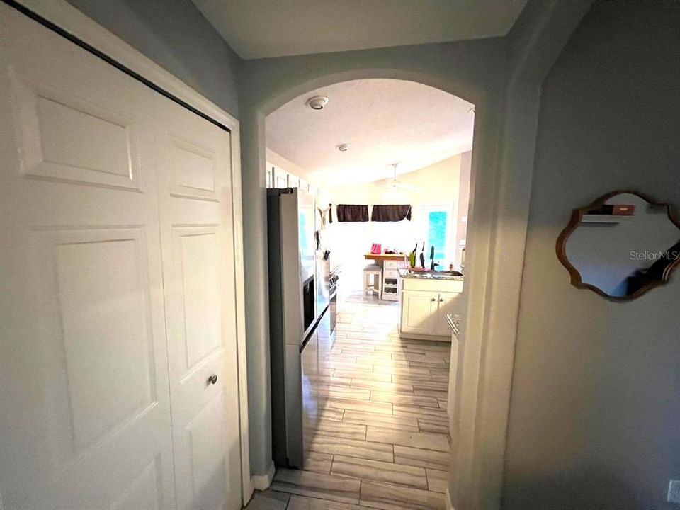 For Sale: $319,000 (3 beds, 2 baths, 1667 Square Feet)