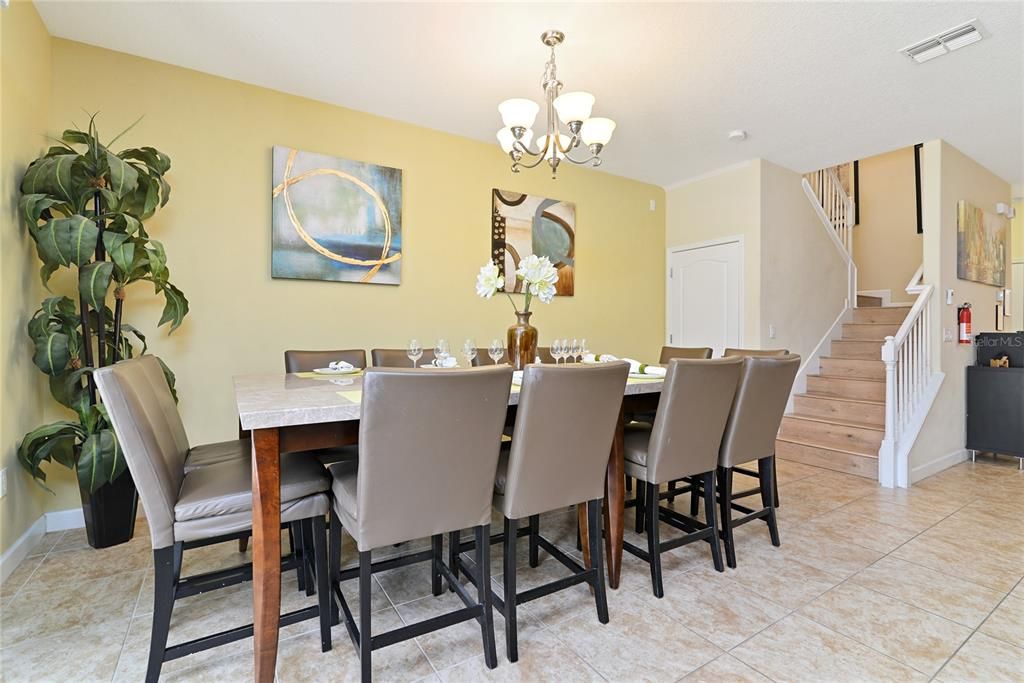 待售: $699,950 (9 贝兹, 5 浴室, 3909 平方英尺)