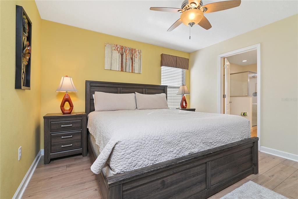 待售: $699,950 (9 贝兹, 5 浴室, 3909 平方英尺)