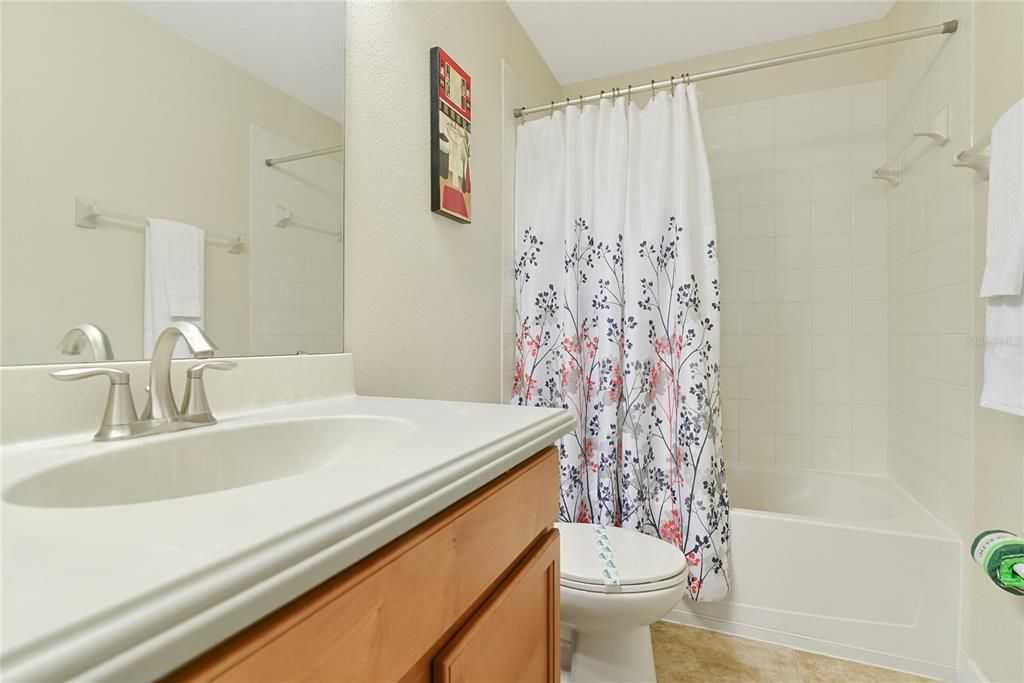 待售: $699,950 (9 贝兹, 5 浴室, 3909 平方英尺)