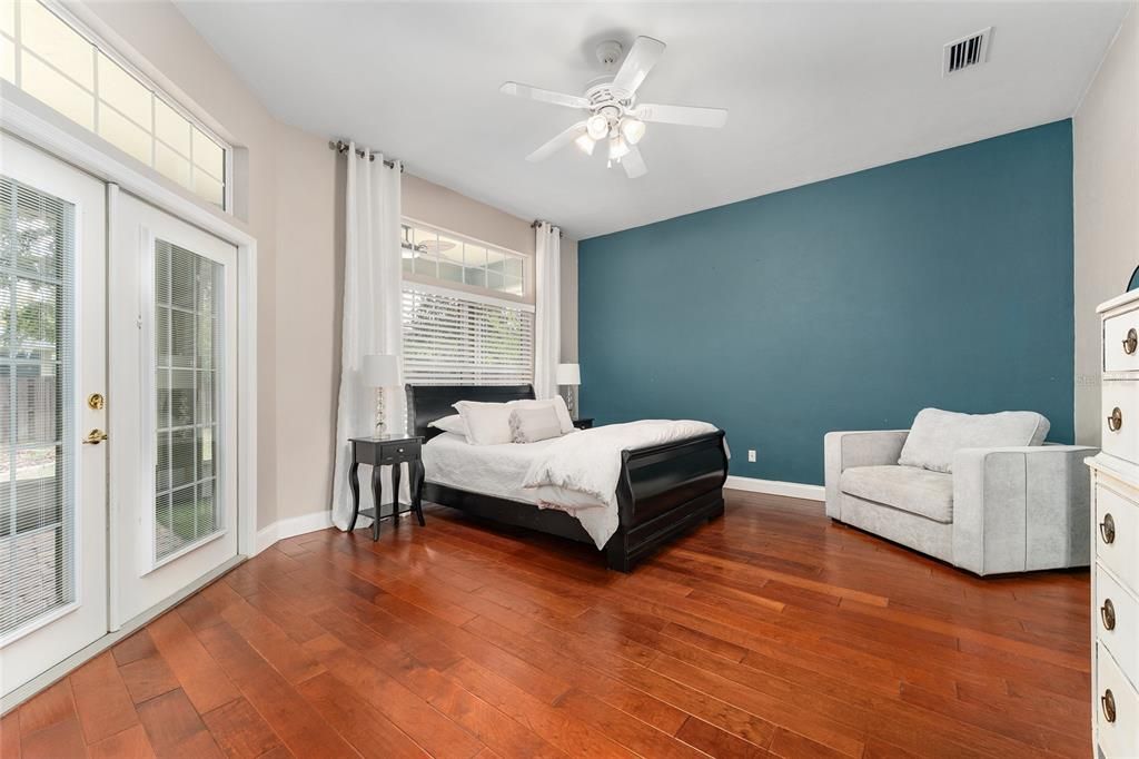 Active With Contract: $489,000 (4 beds, 2 baths, 2553 Square Feet)