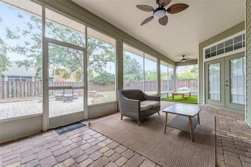 Active With Contract: $489,000 (4 beds, 2 baths, 2553 Square Feet)