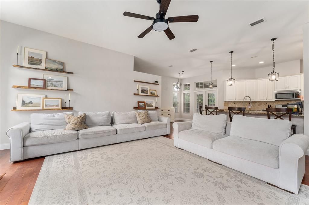 Active With Contract: $489,000 (4 beds, 2 baths, 2553 Square Feet)