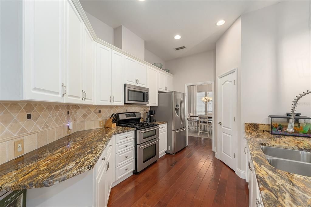 Active With Contract: $489,000 (4 beds, 2 baths, 2553 Square Feet)