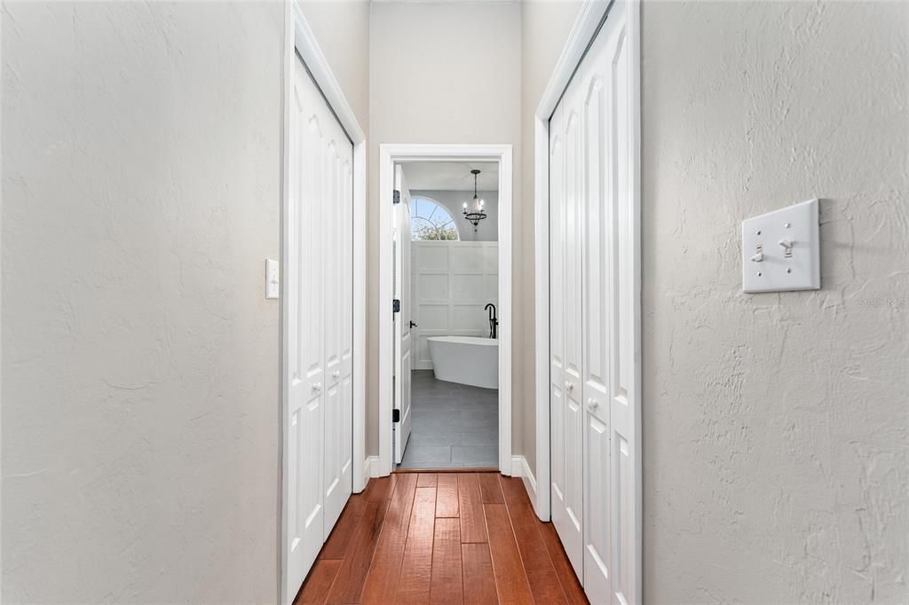 Active With Contract: $489,000 (4 beds, 2 baths, 2553 Square Feet)