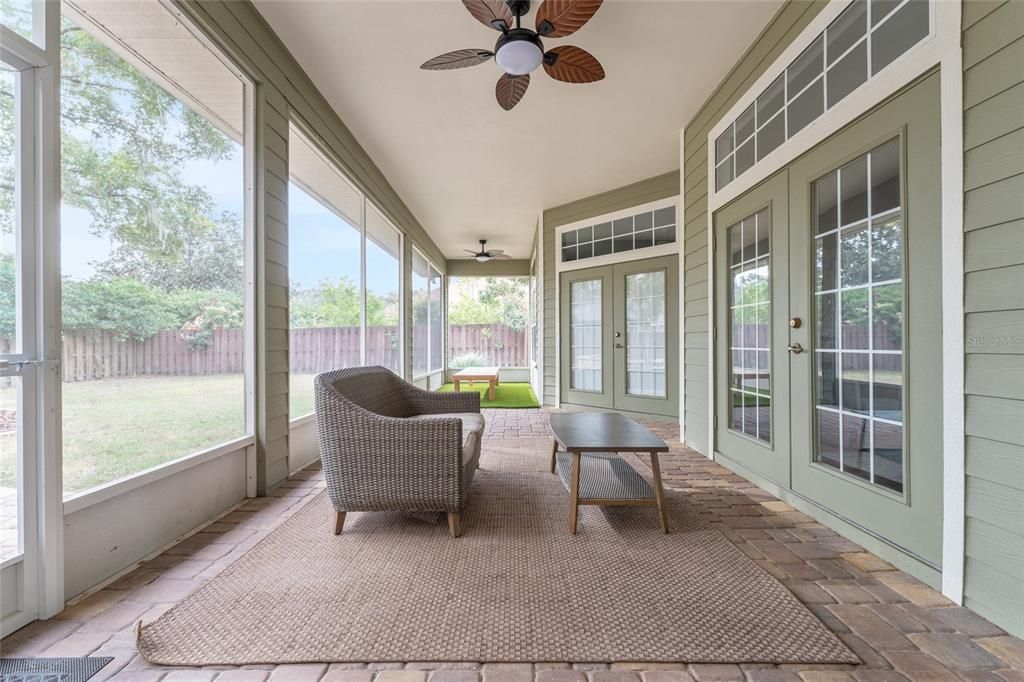 Active With Contract: $489,000 (4 beds, 2 baths, 2553 Square Feet)