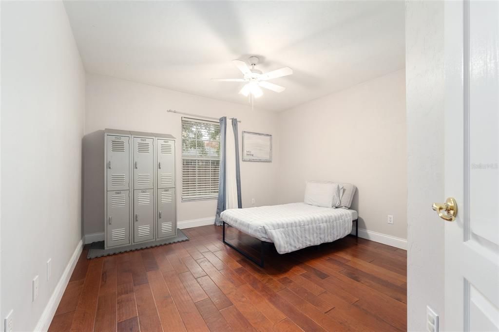 Active With Contract: $489,000 (4 beds, 2 baths, 2553 Square Feet)