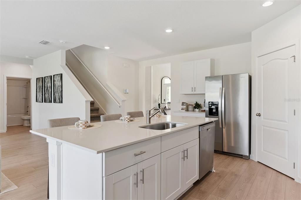 For Sale: $458,990 (5 beds, 3 baths, 2601 Square Feet)