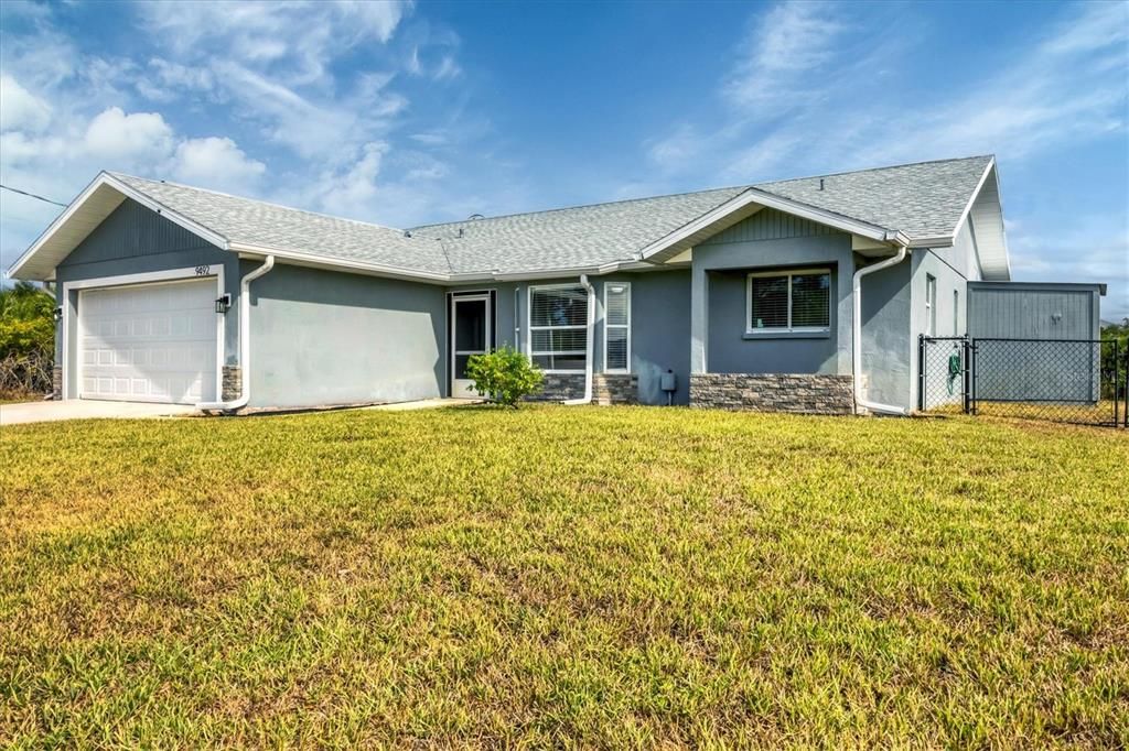 For Sale: $525,000 (3 beds, 2 baths, 1382 Square Feet)