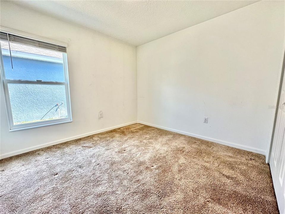 En Renta: $2,000 (4 camas, 2 baños, 1600 Pies cuadrados)