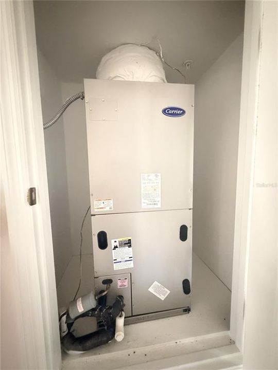 待售: $336,900 (3 贝兹, 2 浴室, 1656 平方英尺)