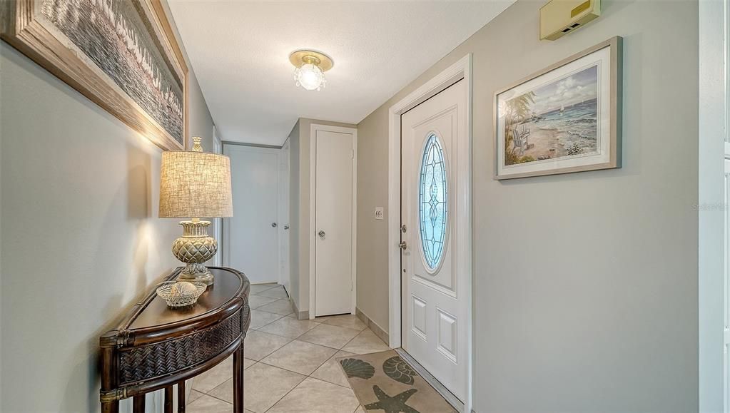 For Rent: $2,950 (2 beds, 2 baths, 1209 Square Feet)