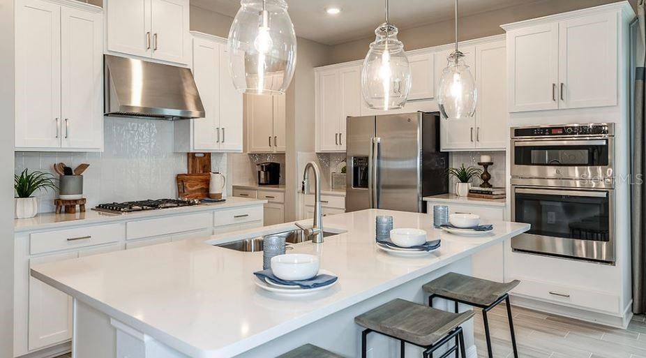 En Venta: $471,999 (4 camas, 3 baños, 2394 Pies cuadrados)