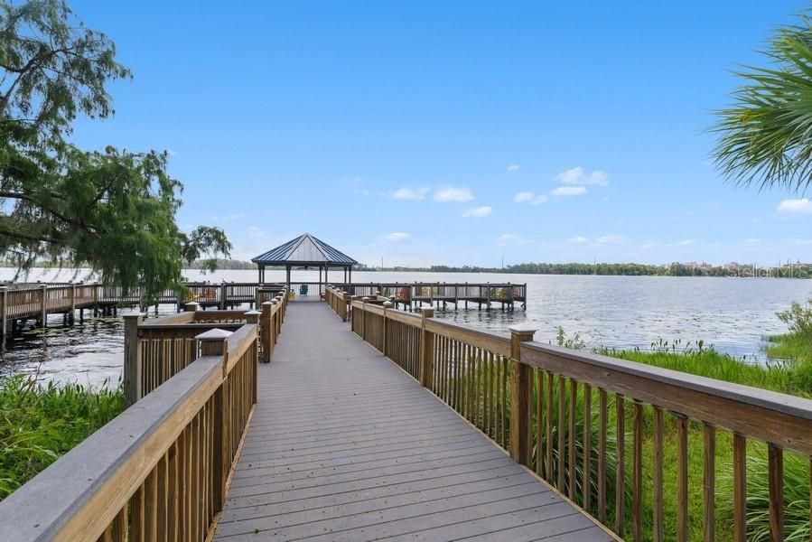 待售: $238,500 (1 贝兹, 2 浴室, 798 平方英尺)