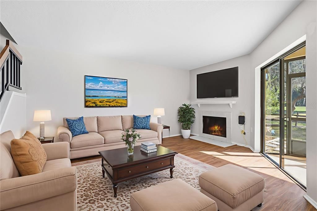 For Sale: $324,000 (3 beds, 2 baths, 1313 Square Feet)