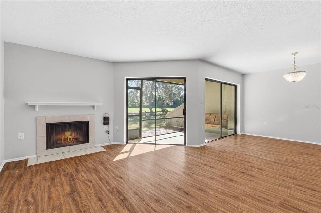 For Sale: $324,000 (3 beds, 2 baths, 1313 Square Feet)